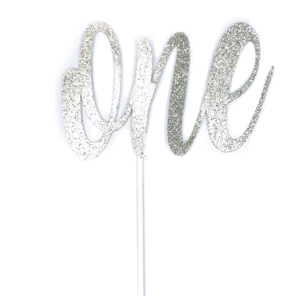 Custom Cake Toppers and Banners!